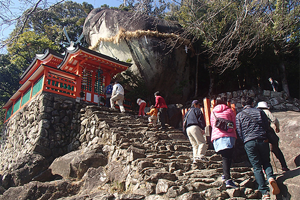 The Gotobiki-iwa Rock of Mt. Kamikurasan